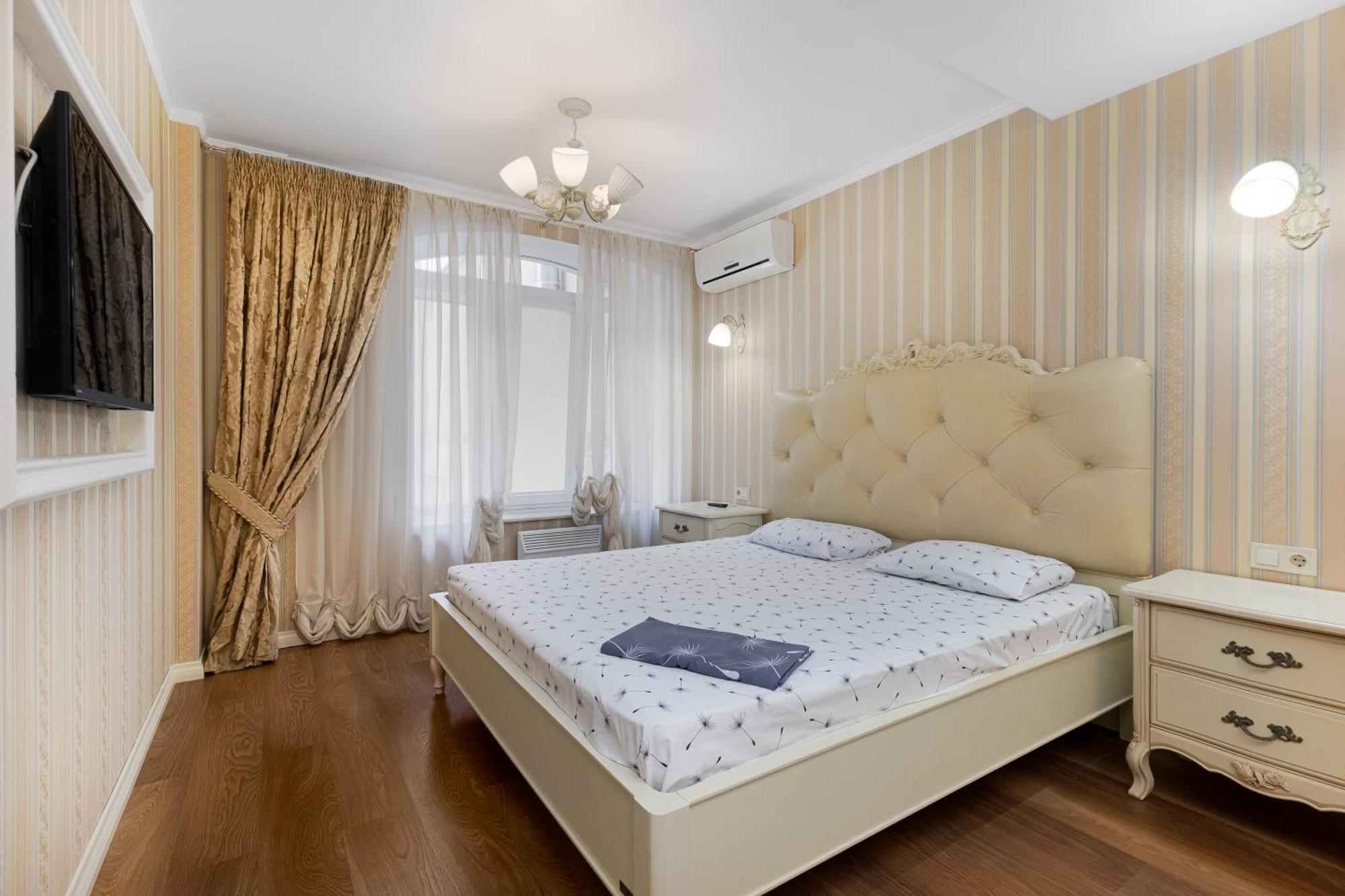 Deribasivska 10 Luxury Apartment Oldenburg Bagian luar foto